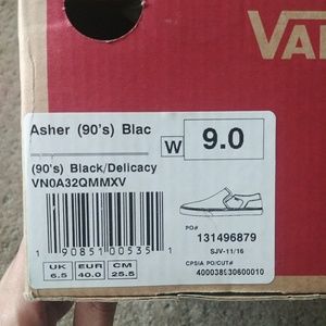 HOLDING FOR BVALTEAU